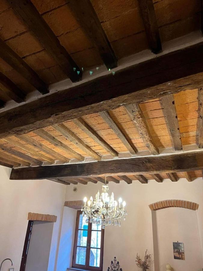 La Piazzetta Toscana B&B กัมปีลยา มาริตติมา ภายนอก รูปภาพ