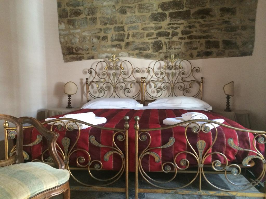 La Piazzetta Toscana B&B กัมปีลยา มาริตติมา ห้อง รูปภาพ